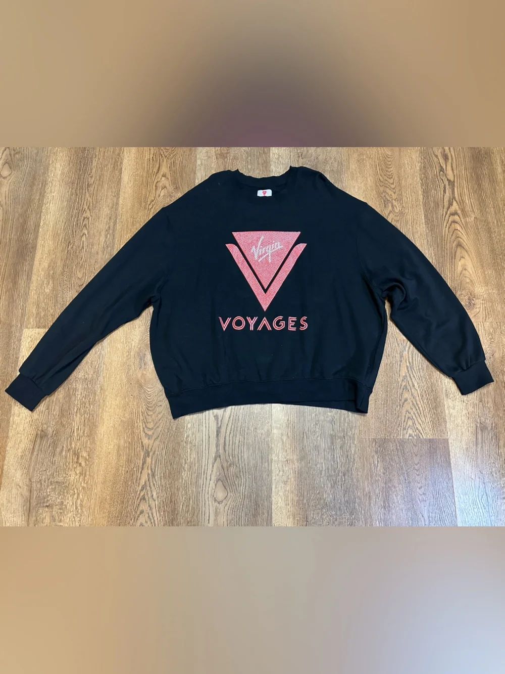 XXL VIRGIN VOYAGES Black Crewneck Sweatshirt with Red Logo
